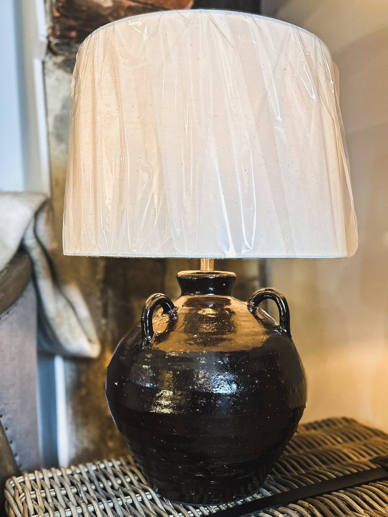 Black Urn Table Lamp With Linen Shade