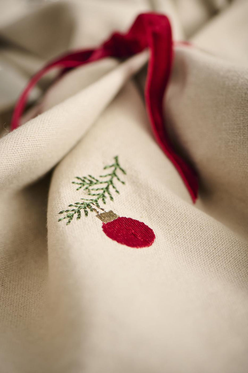 Natural Napkin W/ Ornament Design