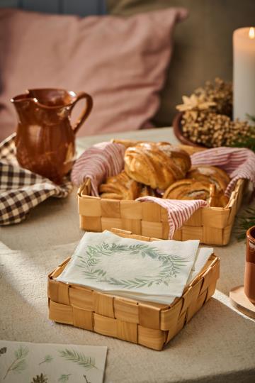 20pc Green Wreath Napkins