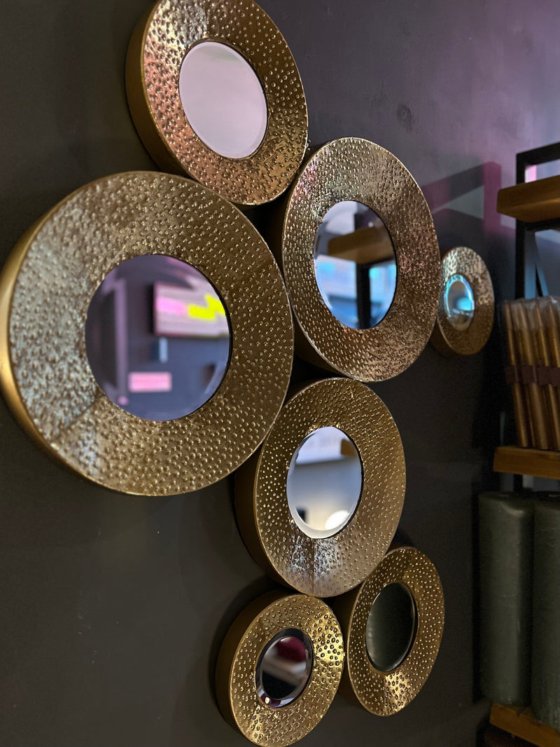 Gold Circles Wall Deco