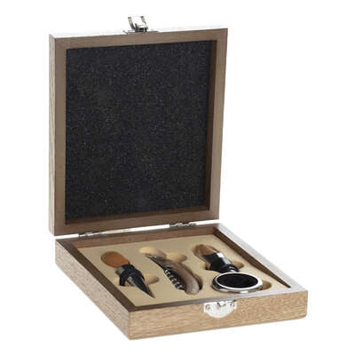 4 Piece Wooden Wine Tool Kit