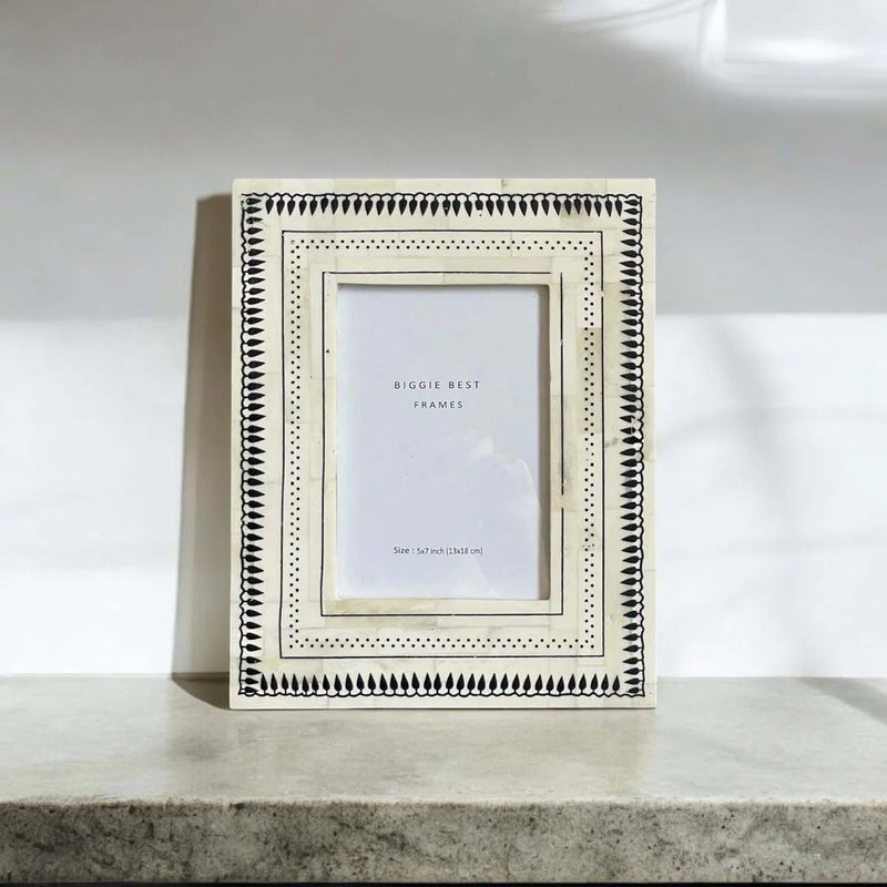 5x7 Bone Inlay Effect Cream & Black Photoframe