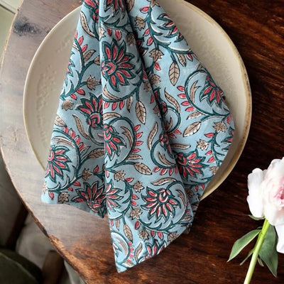 Set of 4 Blue/Red Border Napkins
