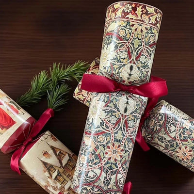 S/6 Dark Modern Christmas Crackers