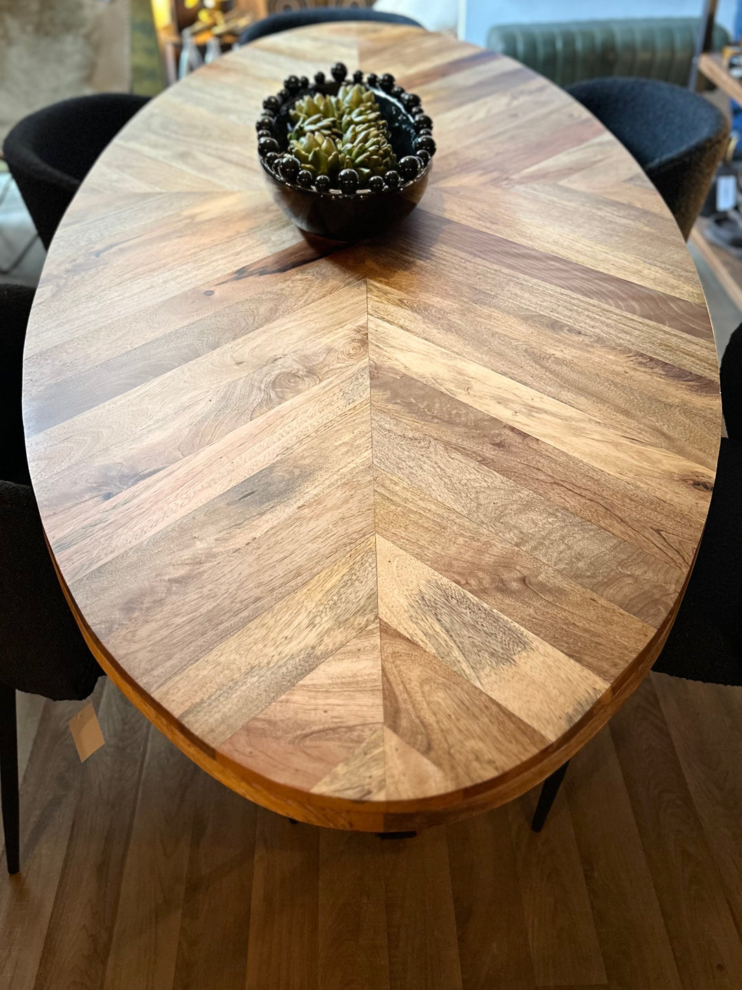 Small oval kitchen table discount