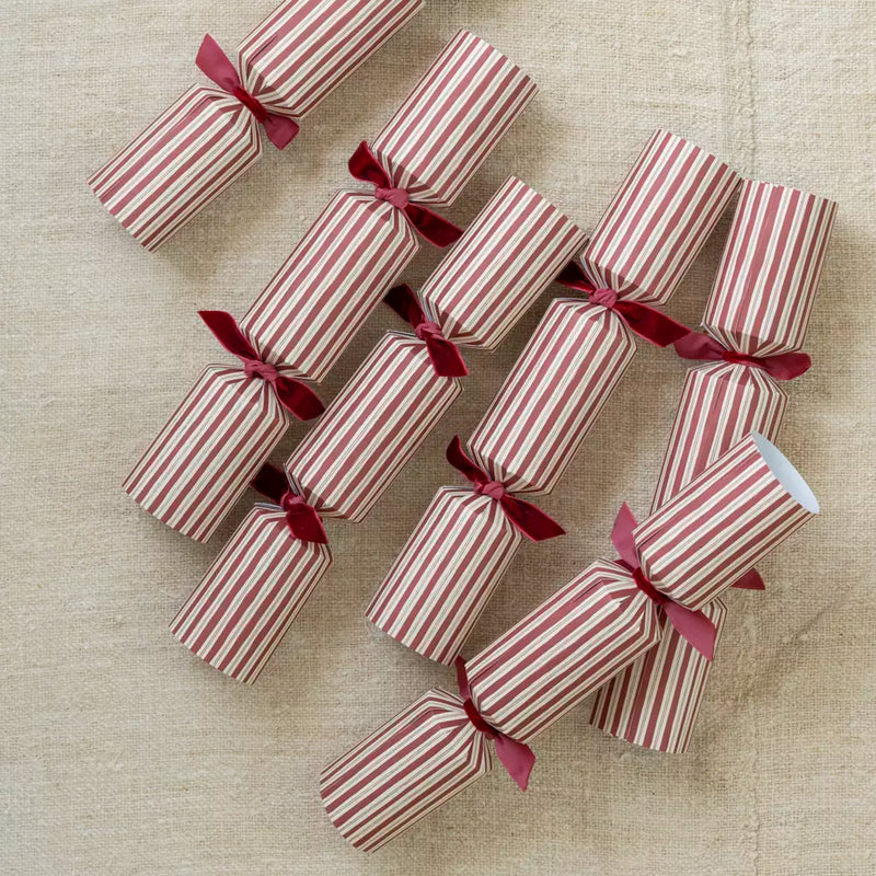 S/6 Red & White Striped Christmas Crackers