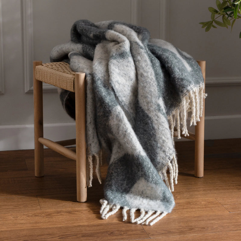 130x180cm Blue/Cream Abstract Throw