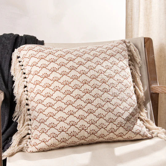 50x50 Cream/Pecan Tassel Cushion