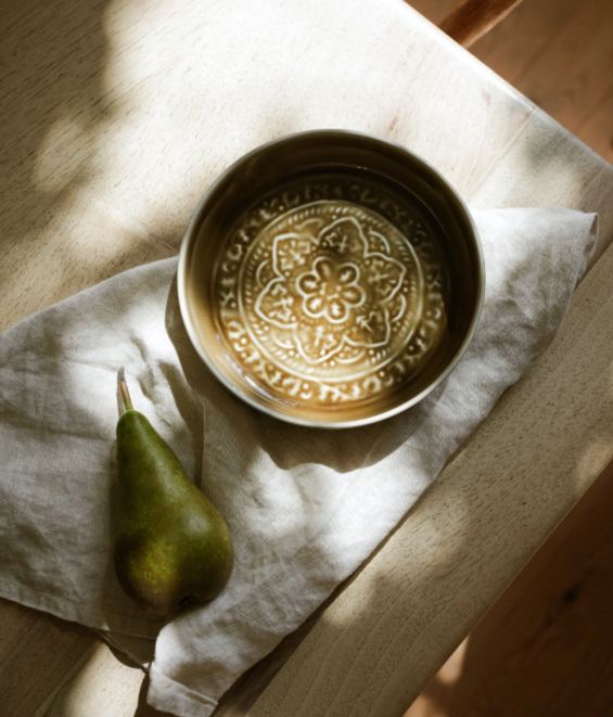 Taupe Enamel Round Dish