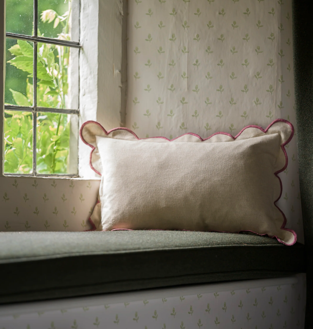 30X50cm Pomegranate Scallop Edge Cushion