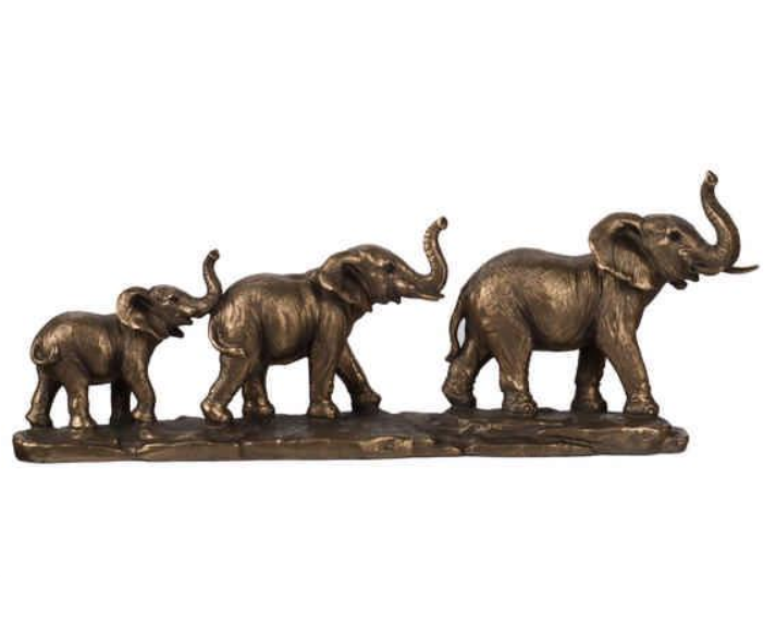 45cm Elephant Family Decoration