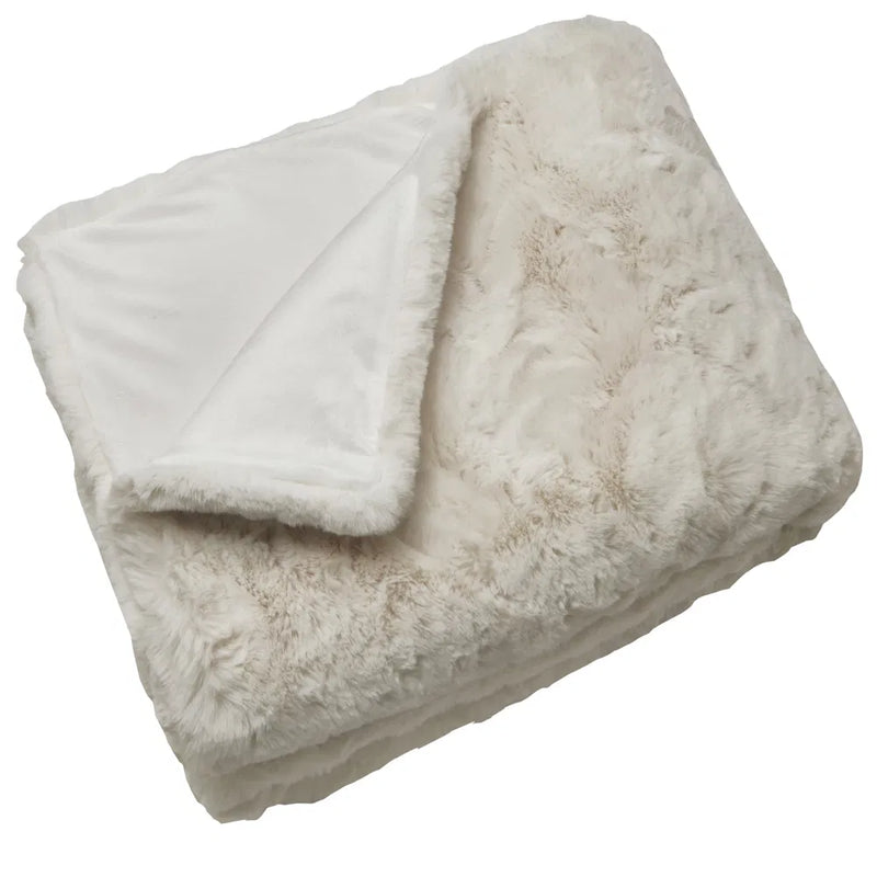White Luxury Faux Fur Throw 150x180cm