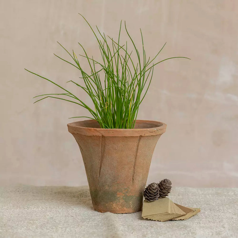 Antiqued Redstone Trumpet Pot 20x17cm