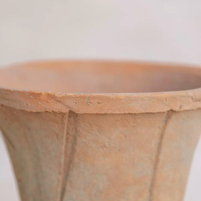 Antiqued Redstone Trumpet Pot 20x17cm