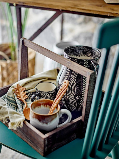 Black Stoneware Botanical Pattern Mug