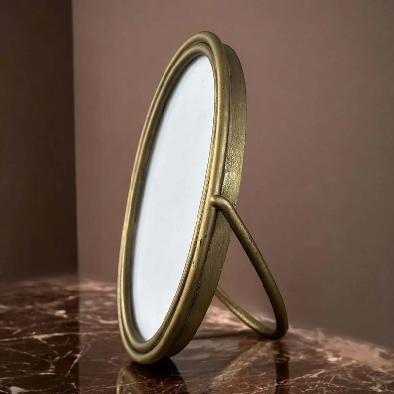 Lila Oval Gold Frame